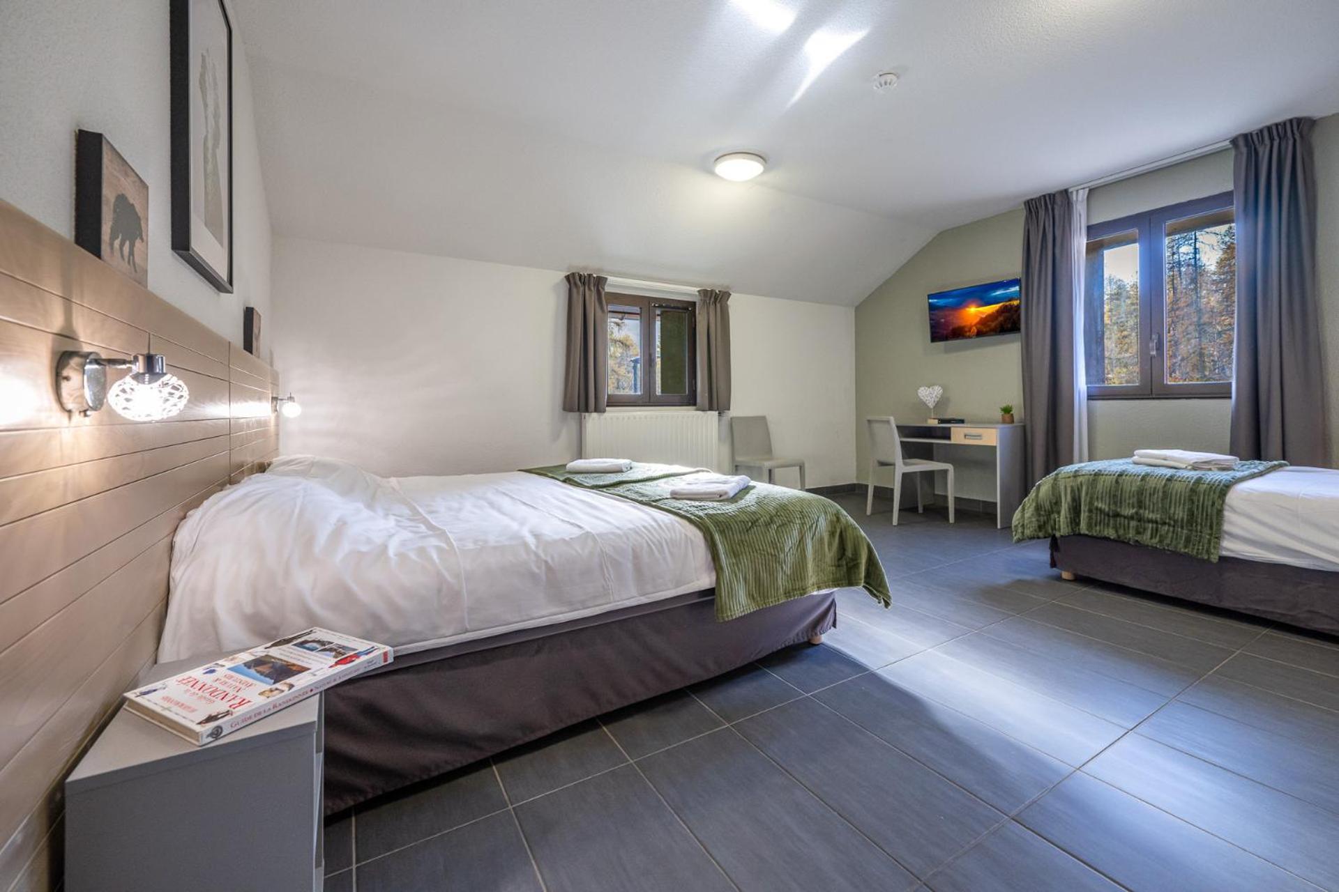 Auberge De La Graviere Orcieres Luaran gambar